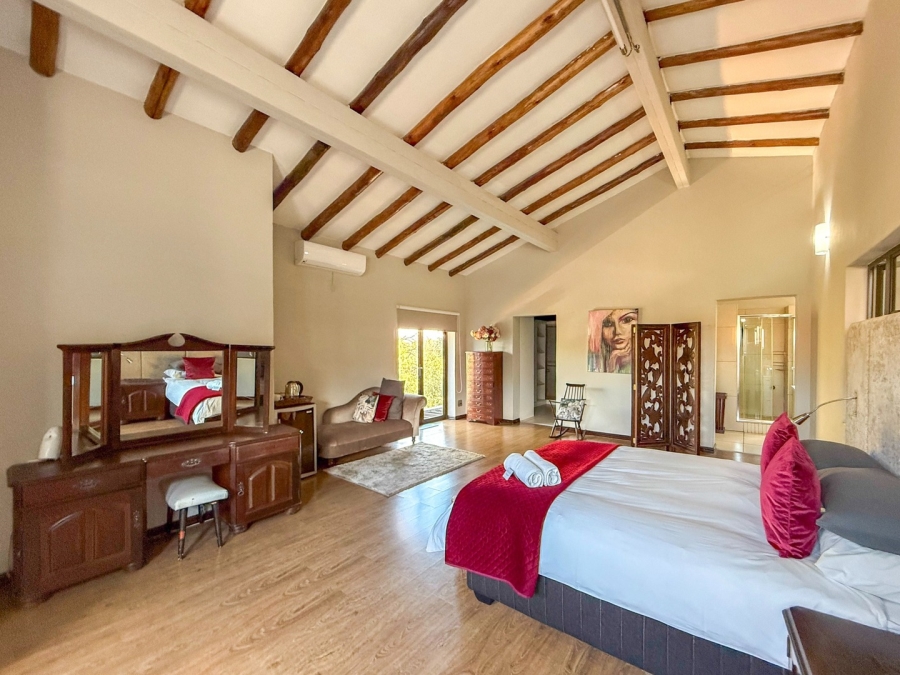 8 Bedroom Property for Sale in Schoemansville North West